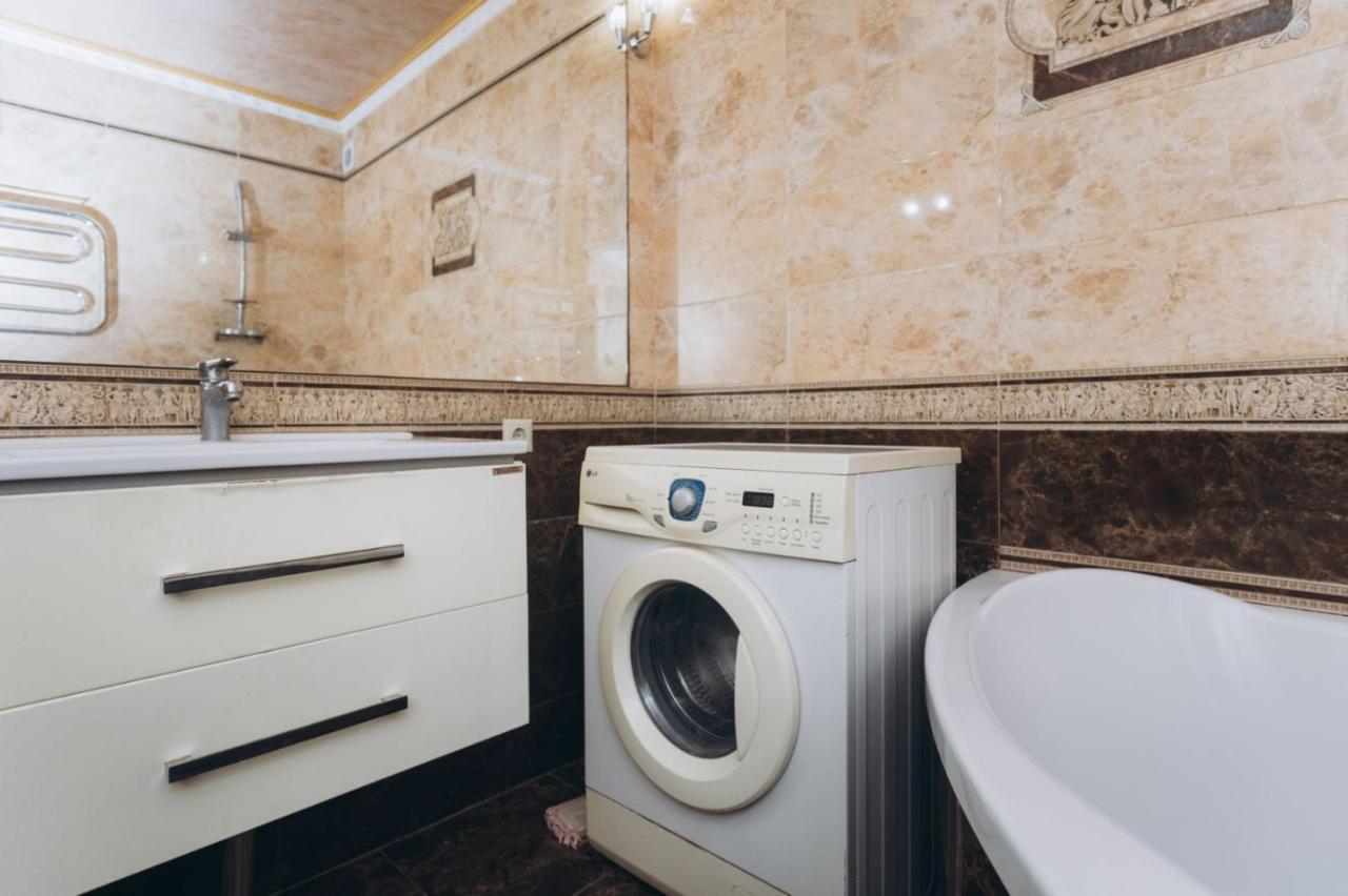 Vip харьковская Apartment *